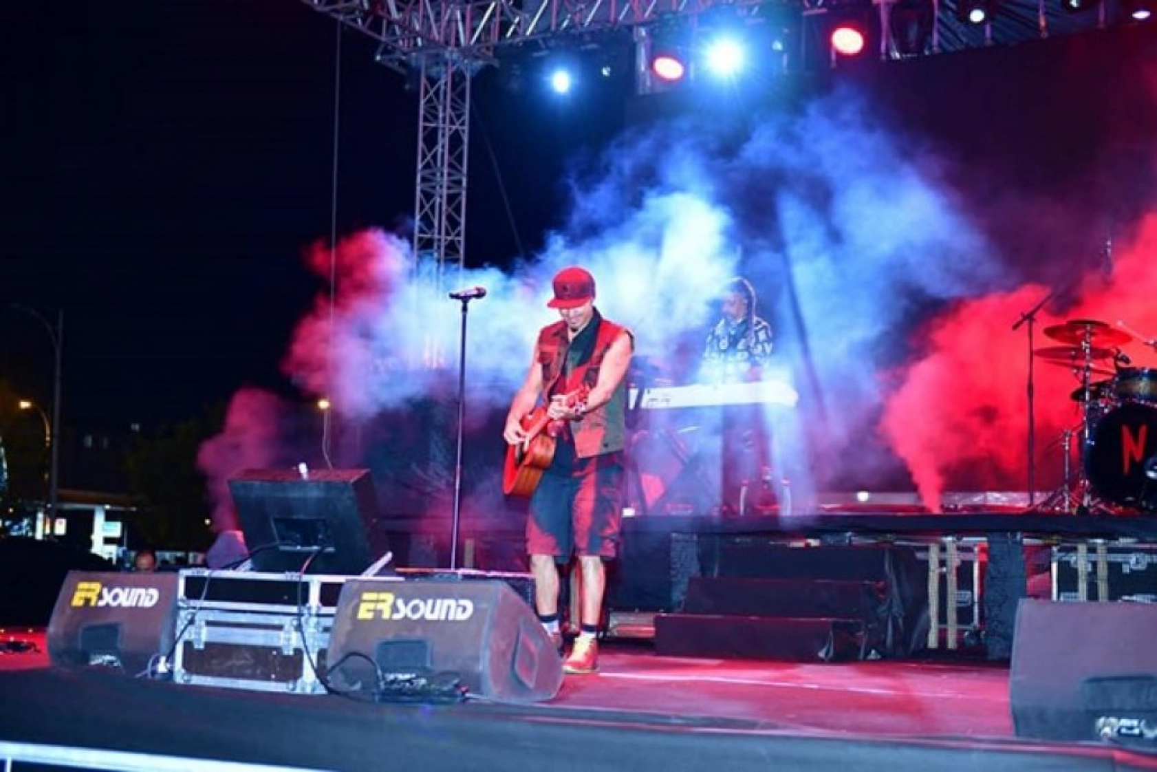 Kiraz festivali Manga konseriyle final yaptı