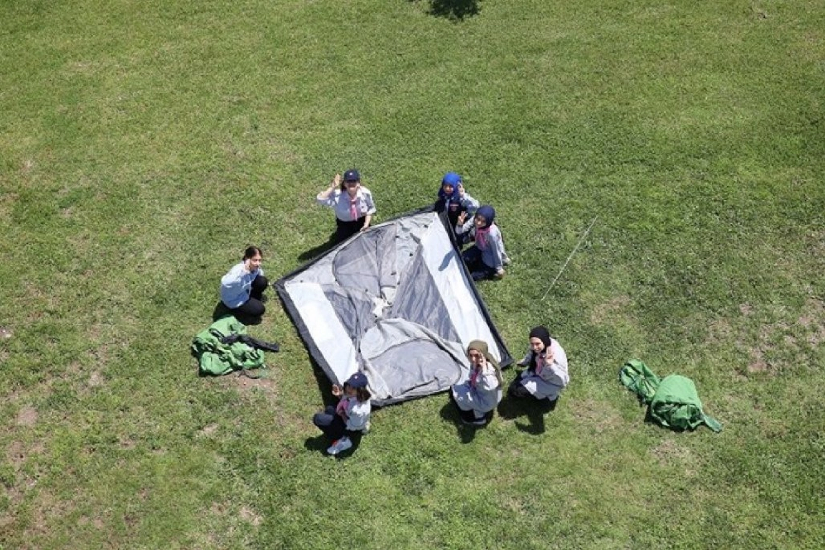 İspendere şifalı içmelerinde izcilik kampı
