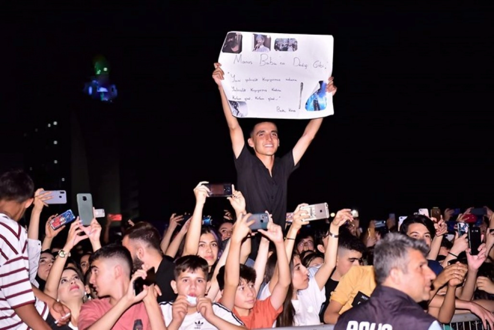 Manuş Baba Malatya'yı Salladı