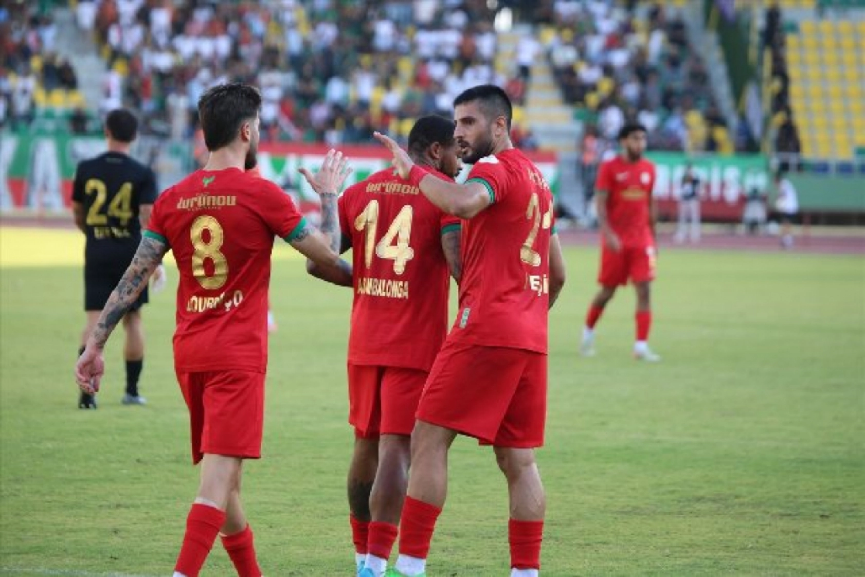 Yeni Malatyaspor-Amed Sportif Faaliyetler maçından Kareler