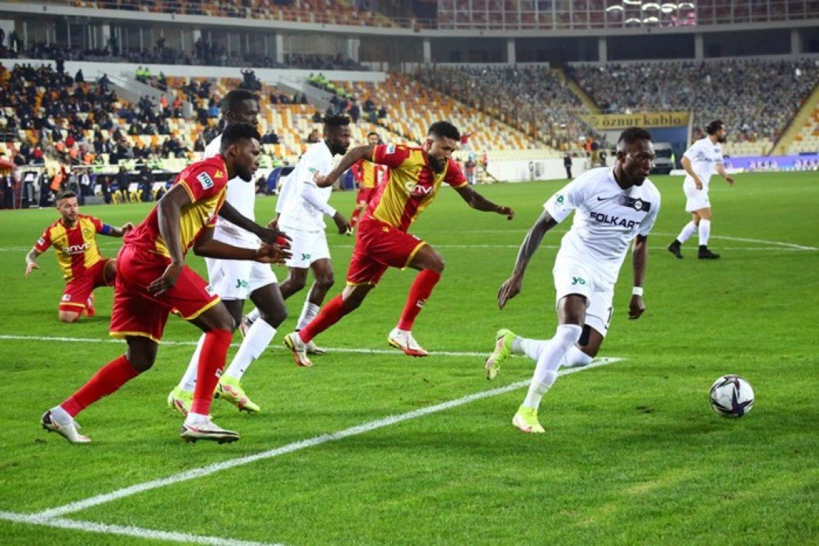 Yeni Malatyaspor Altay Maçından Kareler