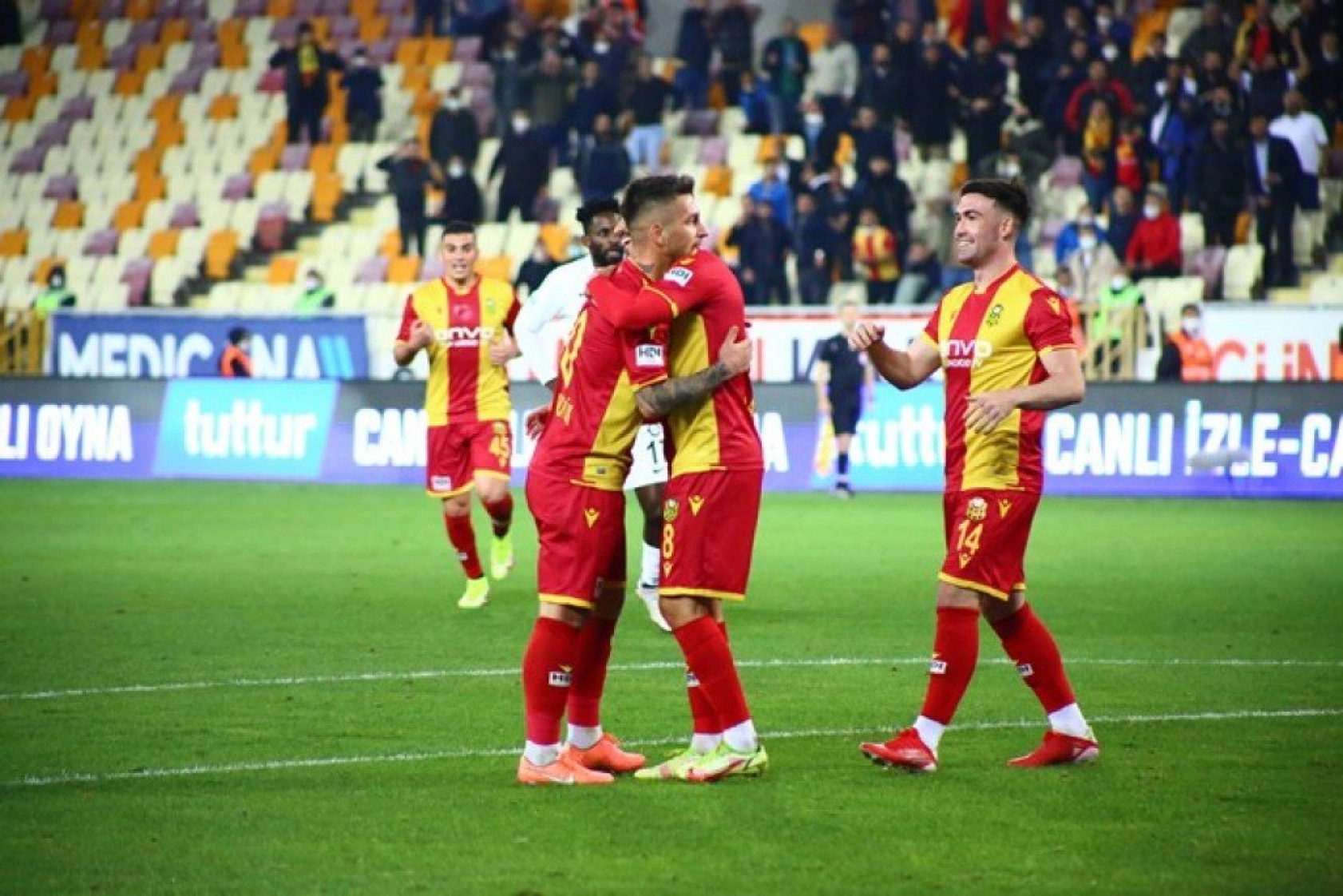 Yeni Malatyaspor Altay Maçından Kareler