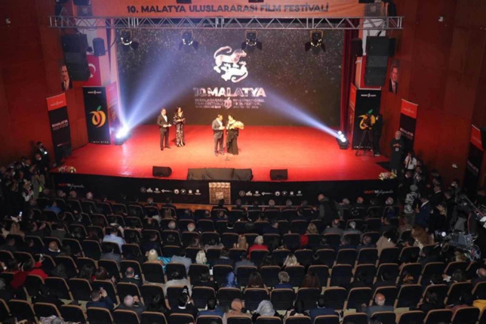 10. Malatya Uluslararası Film Festivali, Görkemli Bir Açılışından Kareler