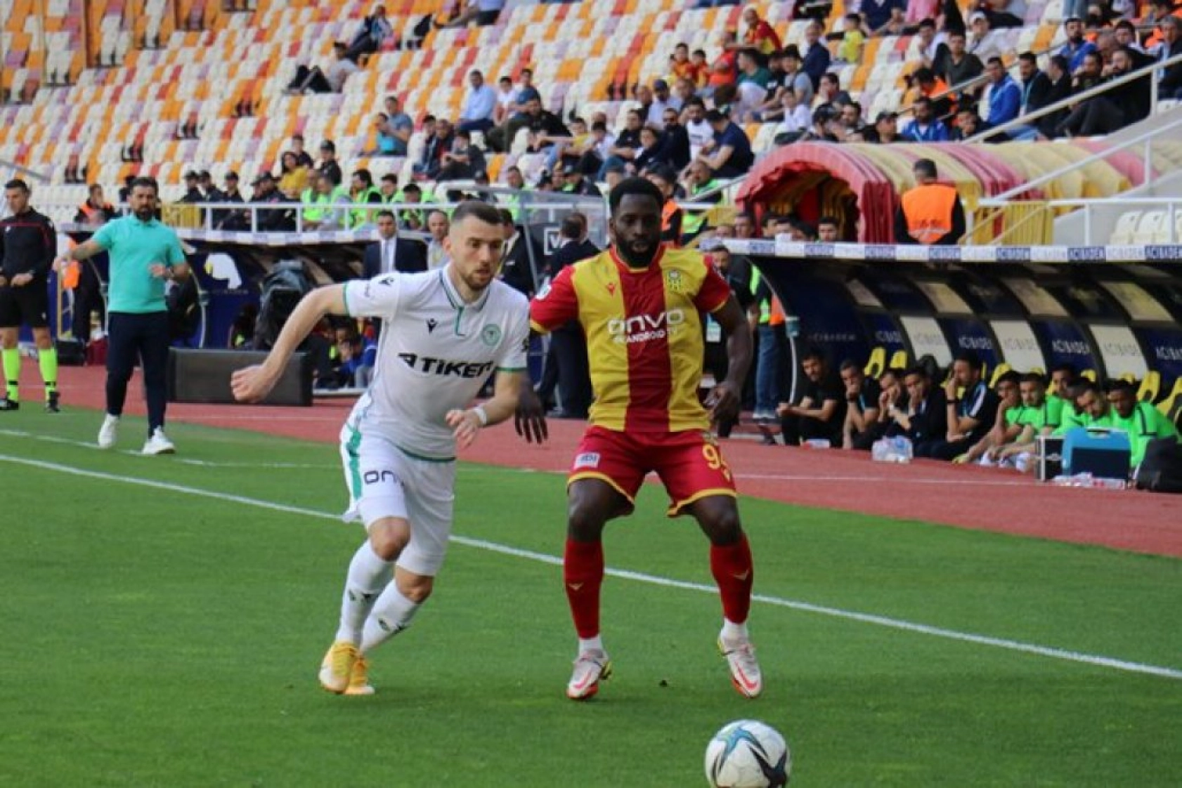 Konyaspor Yeni Malatyaspor Karşılaşmasından Kareler