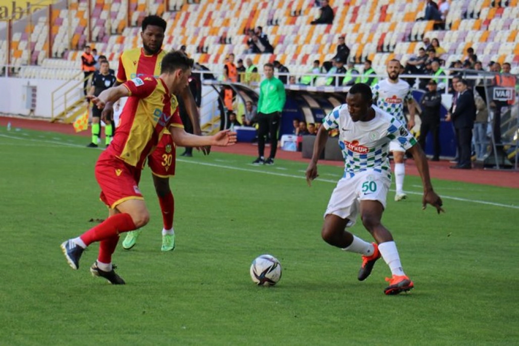 Çaykur Rizespor Yeni Malatyaspor Karşılaşmasından Kareler