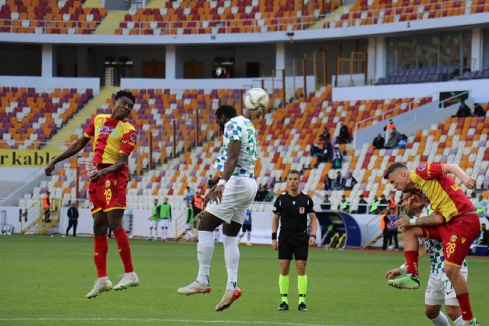 Çaykur Rizespor Yeni Malatyaspor Karşılaşmasından Kareler