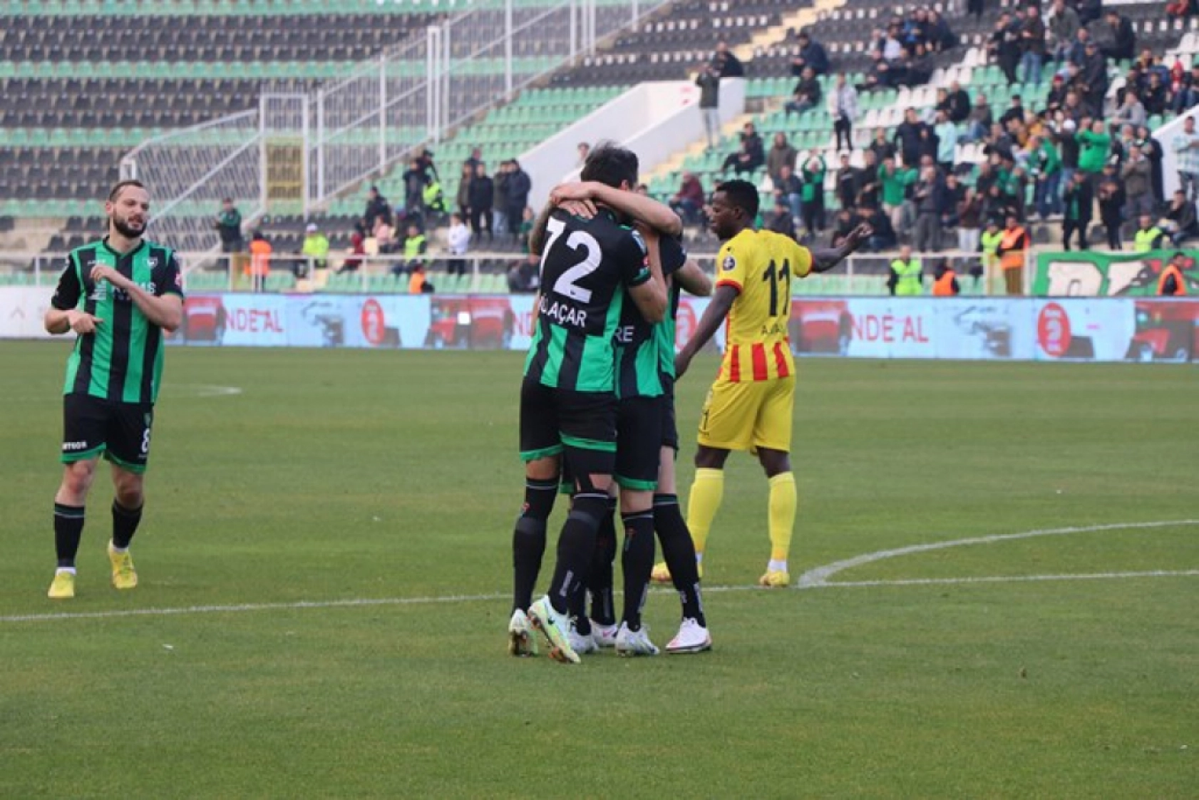 Denizlispor Yeni Malatyaspor Karşılaşmasından Kareler