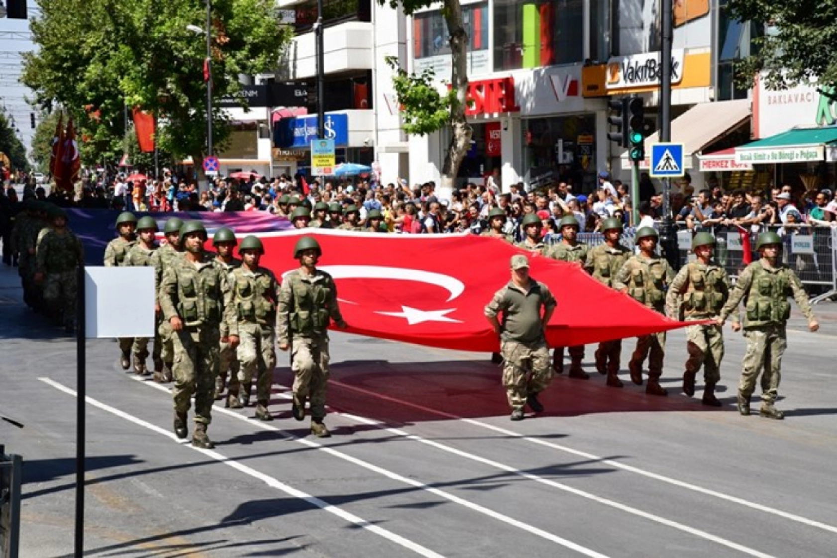 30 Agustos Zafer Bayramı Kutlanmalarından Kareler