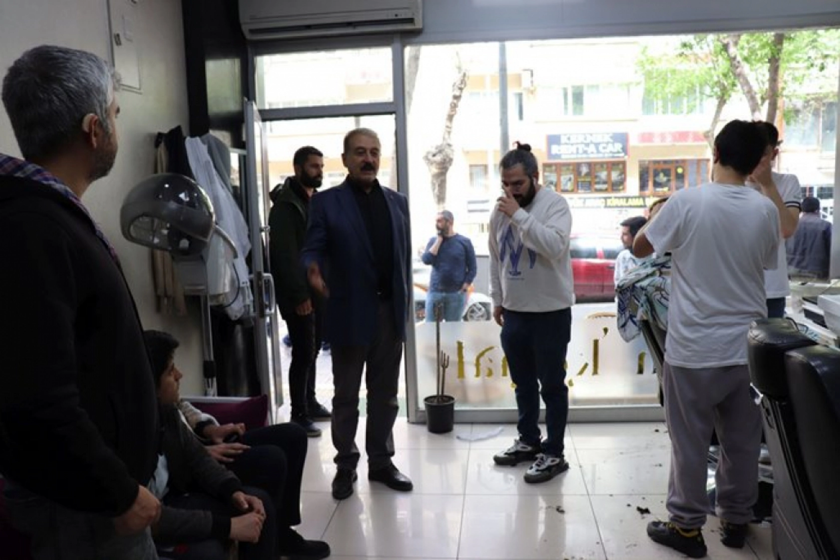 Keskin, Deprem bölgesinde esnafın Bağ-Kur, vergi, sigorta, internet, elektrik ve doğalgaz paraları alınmasın