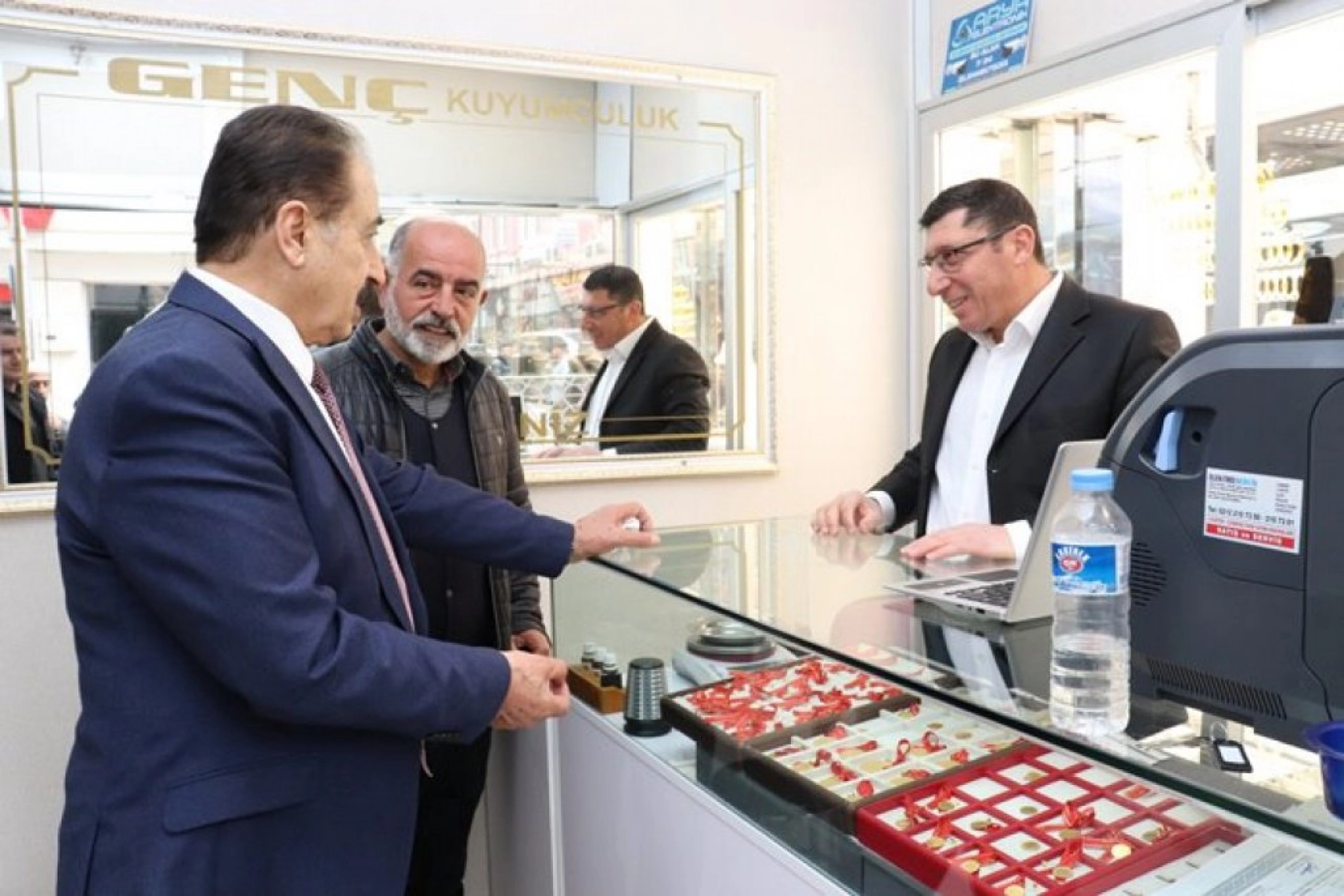 Keskin, Kontrol olmadığı için KDV indirimi vatandaşa yansımıyor