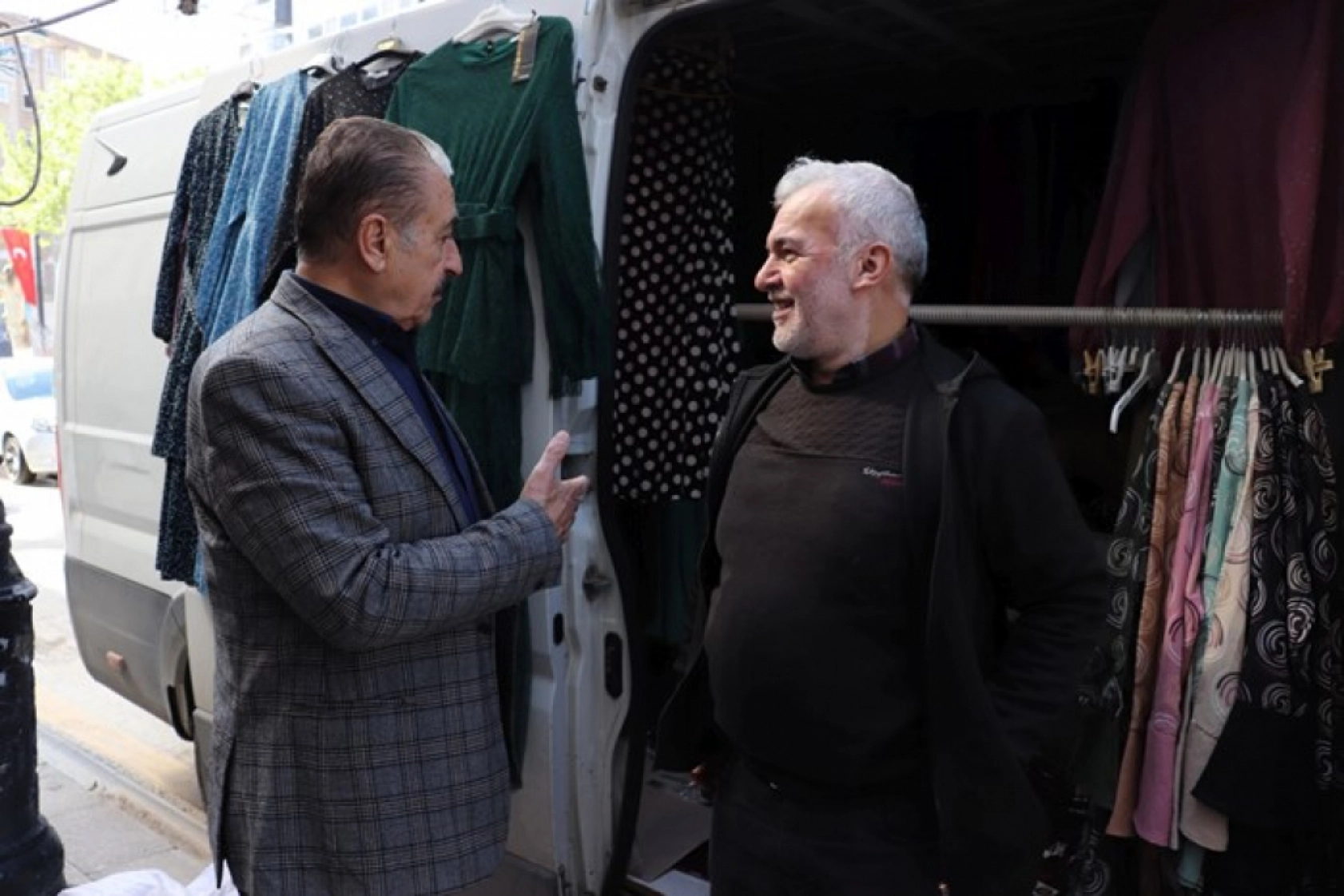 Keskin, Esnaf işyerini açarak Malatya'yı canlı gösteriyor