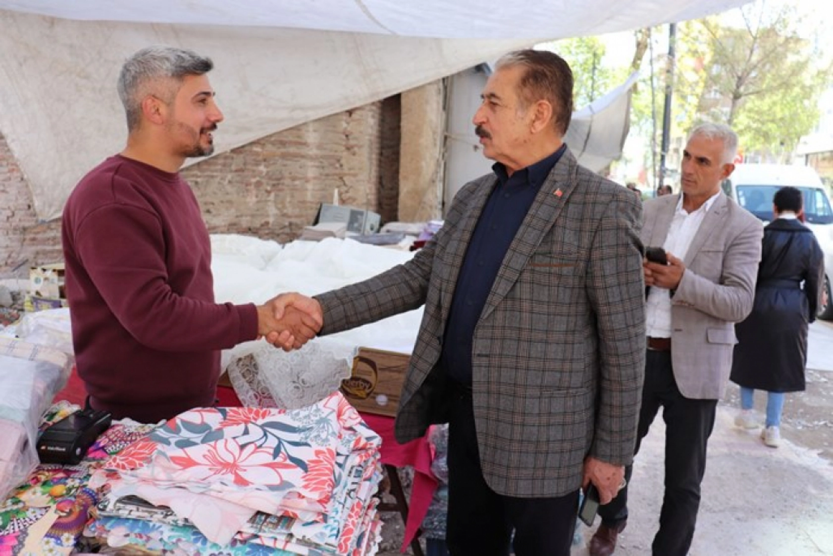 Keskin, Esnaf işyerini açarak Malatya'yı canlı gösteriyor