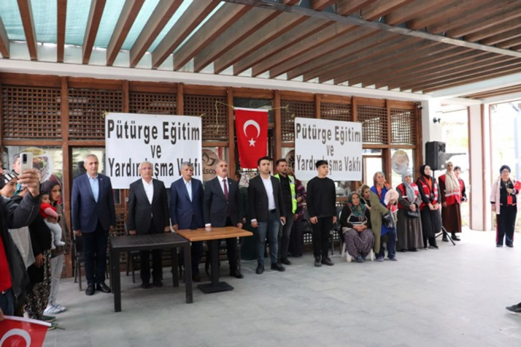 Pütürge – Doğanyol Çocuklar İçin 23 Nisan Etkinliği Düzenledi