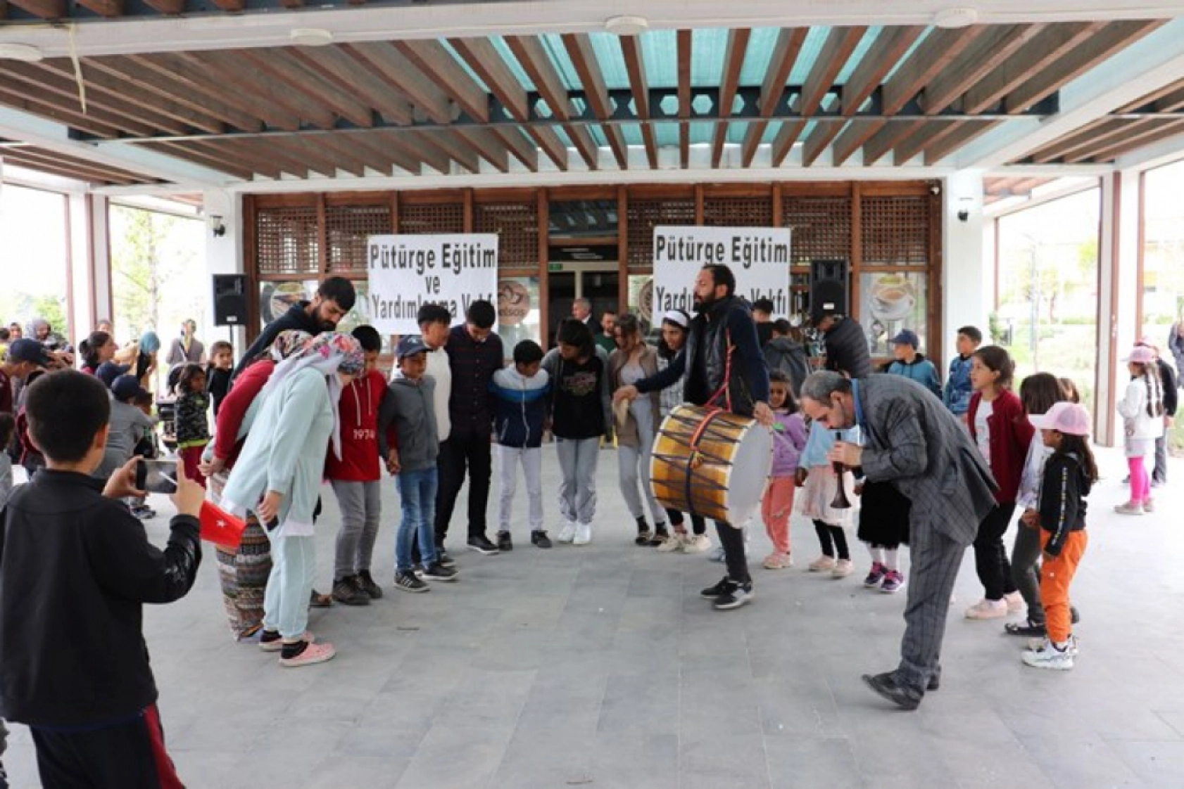 Pütürge – Doğanyol Çocuklar İçin 23 Nisan Etkinliği Düzenledi