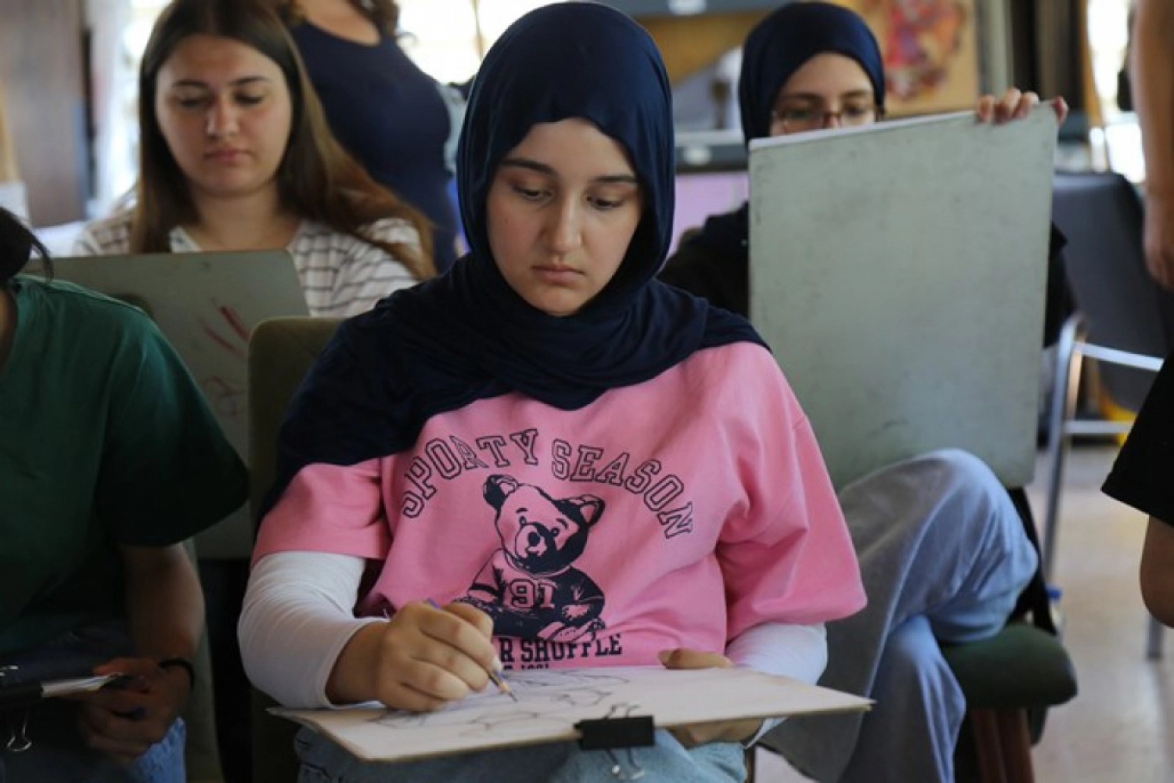 Genç Yetenekler Sanatla Geleceğe Hazırlanıyor