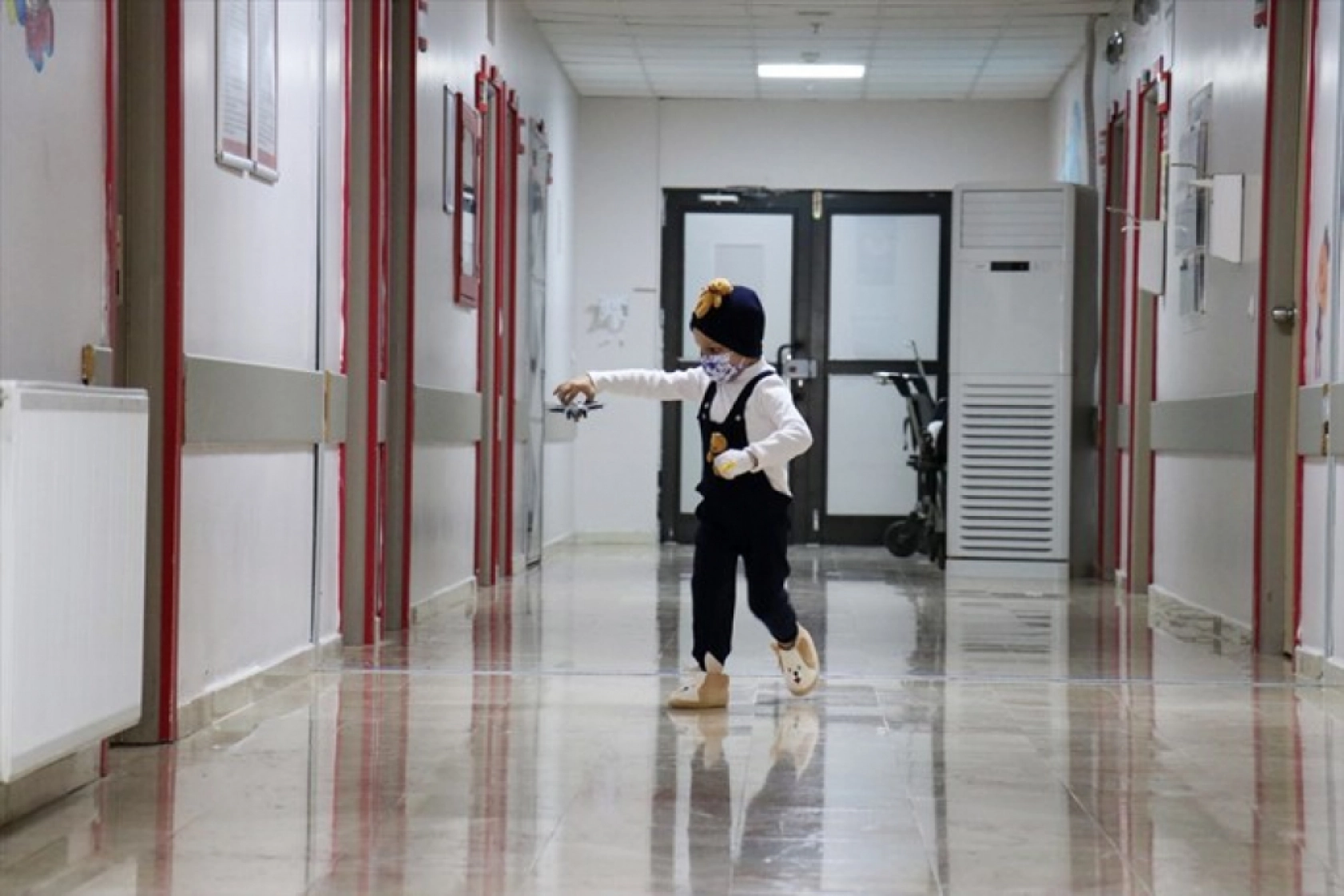 Lösemiyi yenen gençler kendileriyle aynı tedaviyi gören hastalara umut aşılıyor