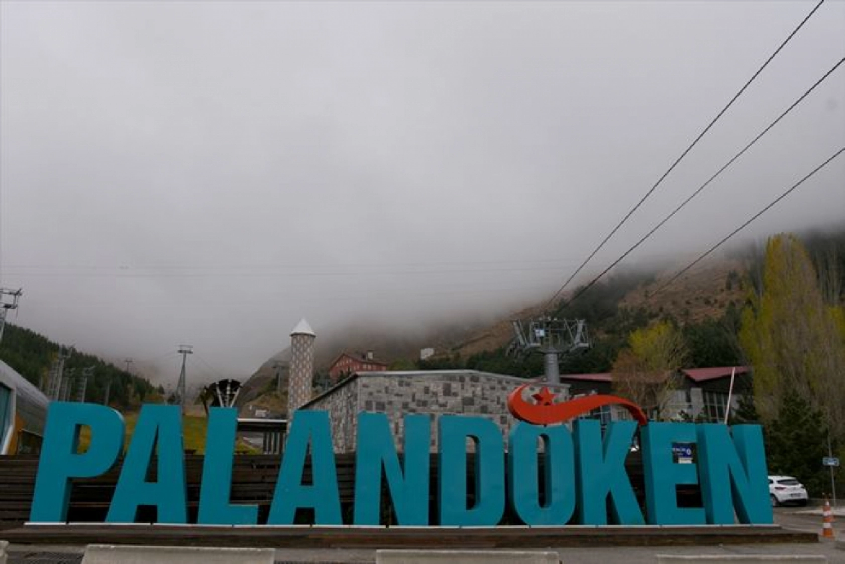 Erzurum'da soğuk hava ve kar etkili oldu