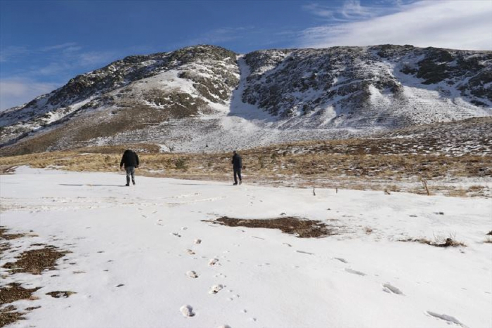 Elazığ'da göl manzaralı kayak merkezi yeni sezon için gün sayıyor