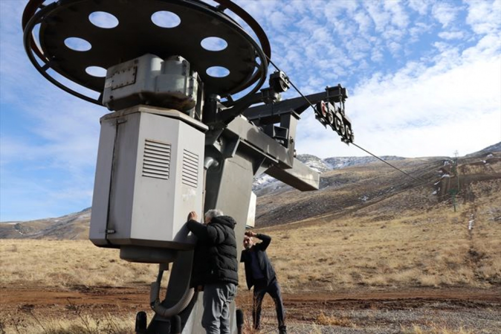 Elazığ'da göl manzaralı kayak merkezi yeni sezon için gün sayıyor