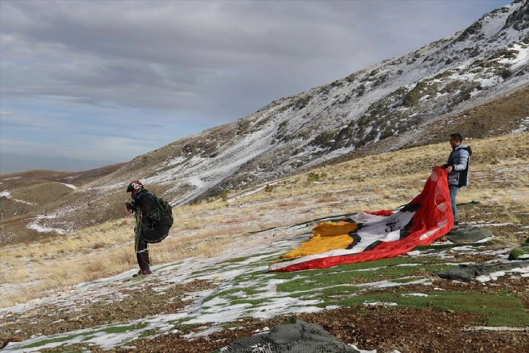 Elazığ'da göl manzaralı kayak merkezi yeni sezon için gün sayıyor