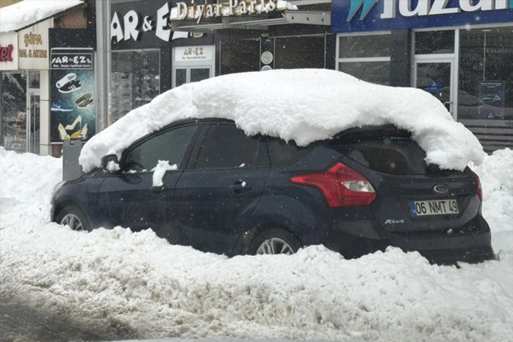 Muş'ta kar yağışı etkili oldu