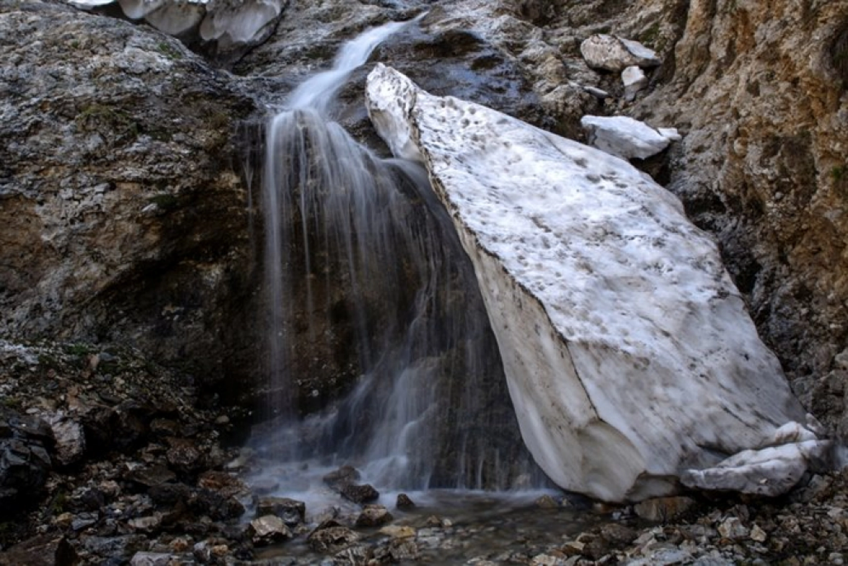Porga Vadisi doğa tutkunları ve fotoğrafçıların ilgisini çekiyor