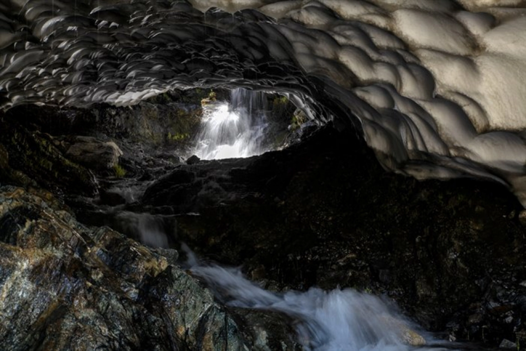 Porga Vadisi doğa tutkunları ve fotoğrafçıların ilgisini çekiyor