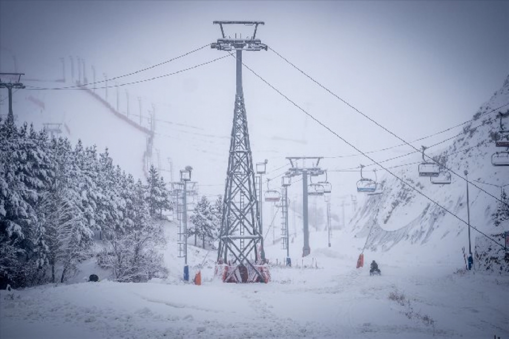 Kayak sezonunun başladığı Palandöken'de kış turizmi hareketlendi