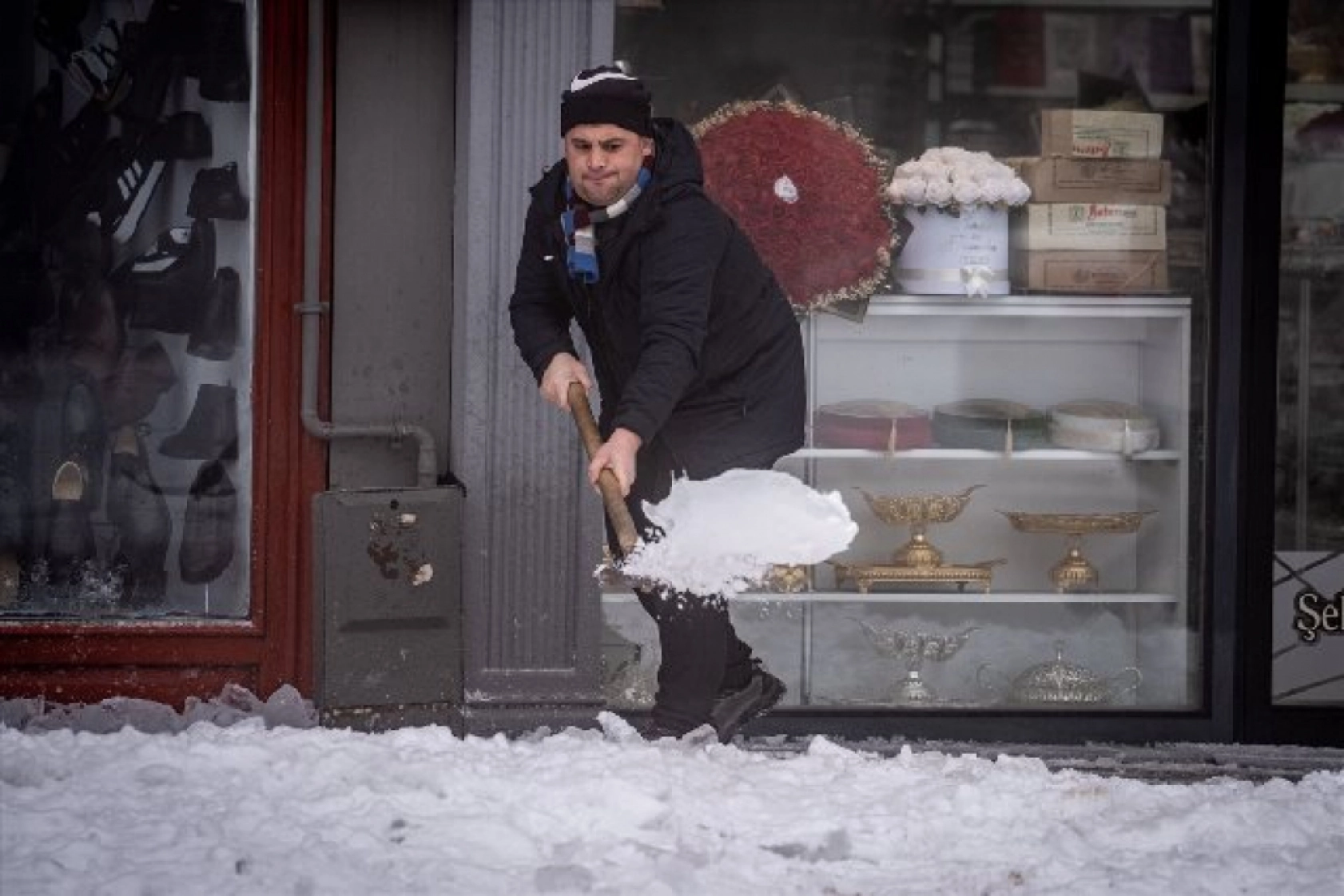 Erzurum, Ağrı, Ardahan ve Kars yeniden beyaza büründü