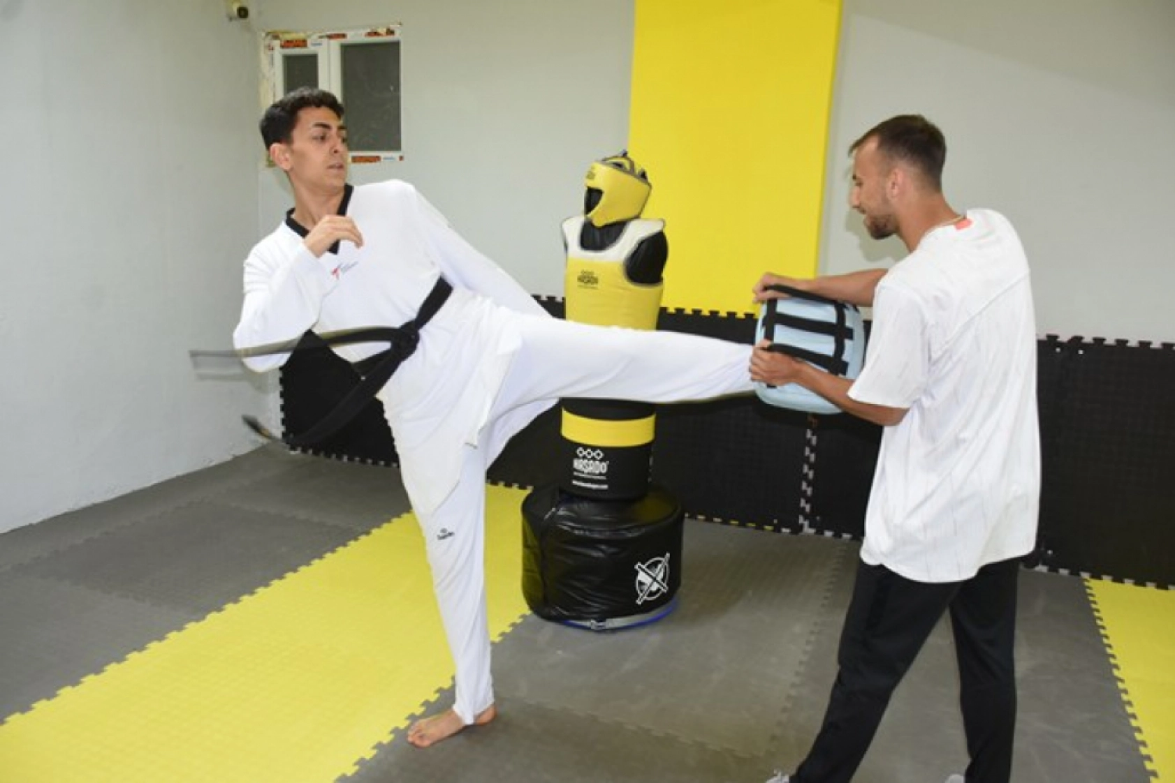 Tuğra Tevfik Menekşe'nin hedefi Avrupa'dan altın madalyayla dönmek