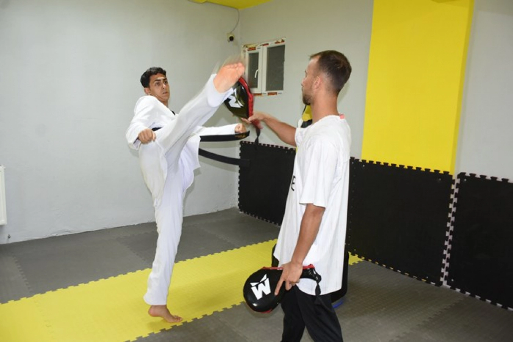 Tuğra Tevfik Menekşe'nin hedefi Avrupa'dan altın madalyayla dönmek