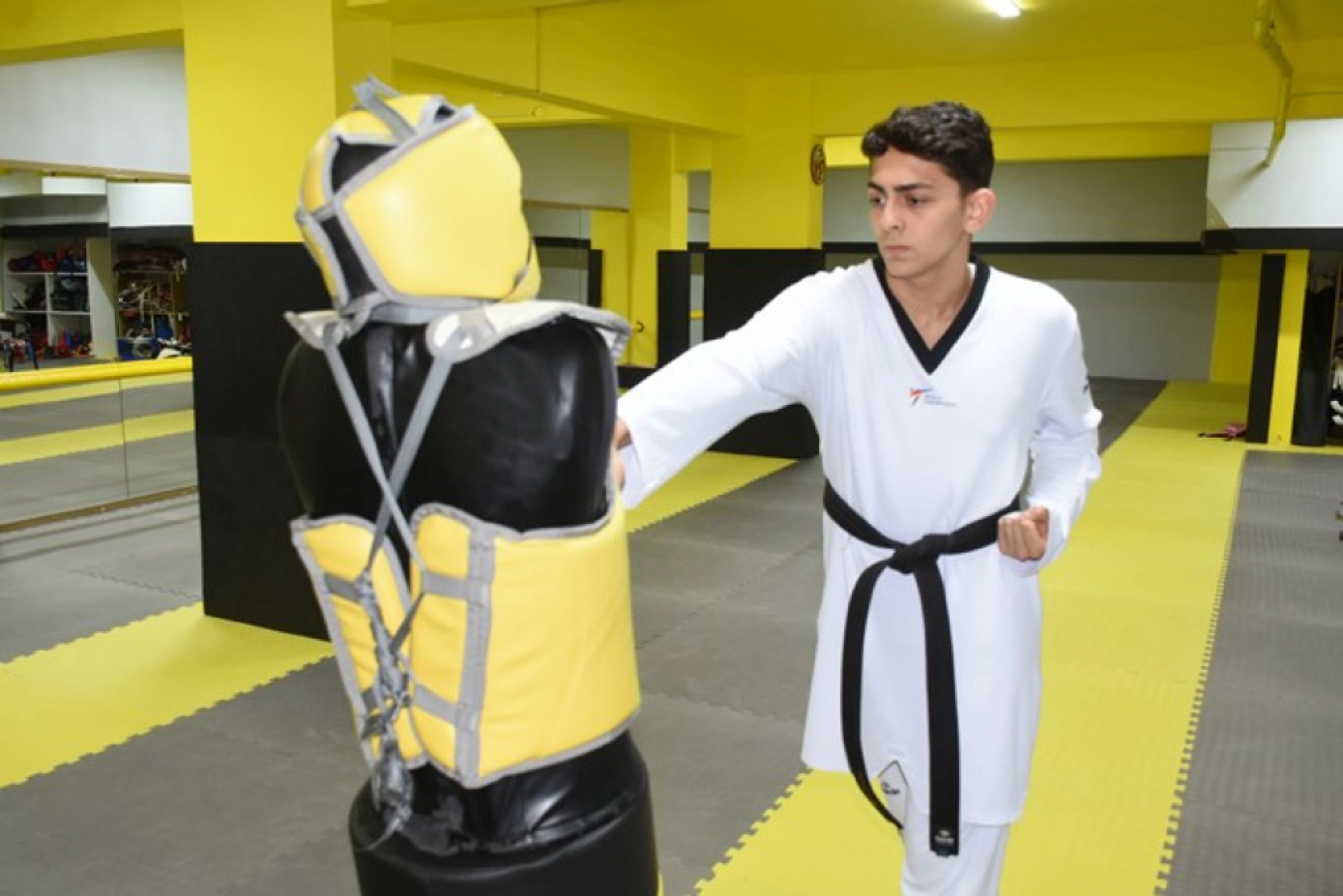 Tuğra Tevfik Menekşe'nin hedefi Avrupa'dan altın madalyayla dönmek