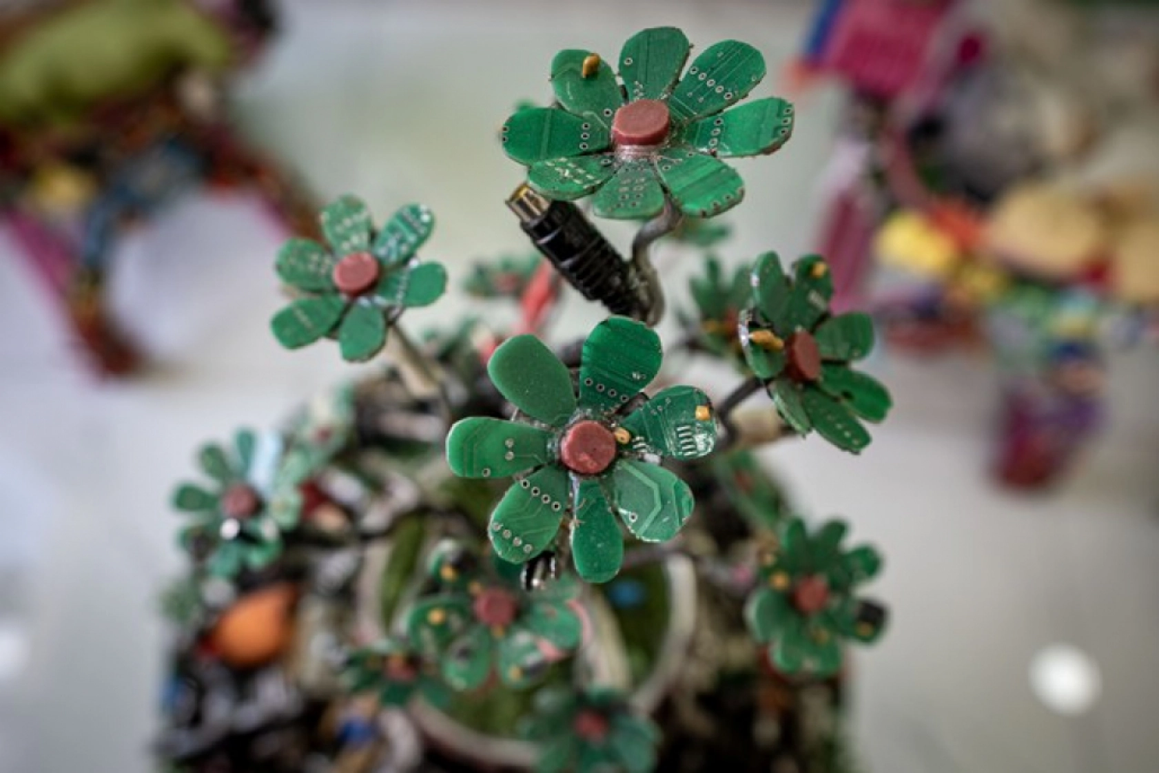 Çöp Değil Kaynak: Erzurum'da Atık Malzemelerle Sıfır Atık Kafe Açıldı