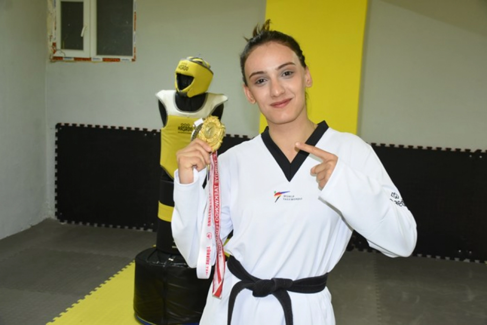 Tokyo'da hedefi altın madalya