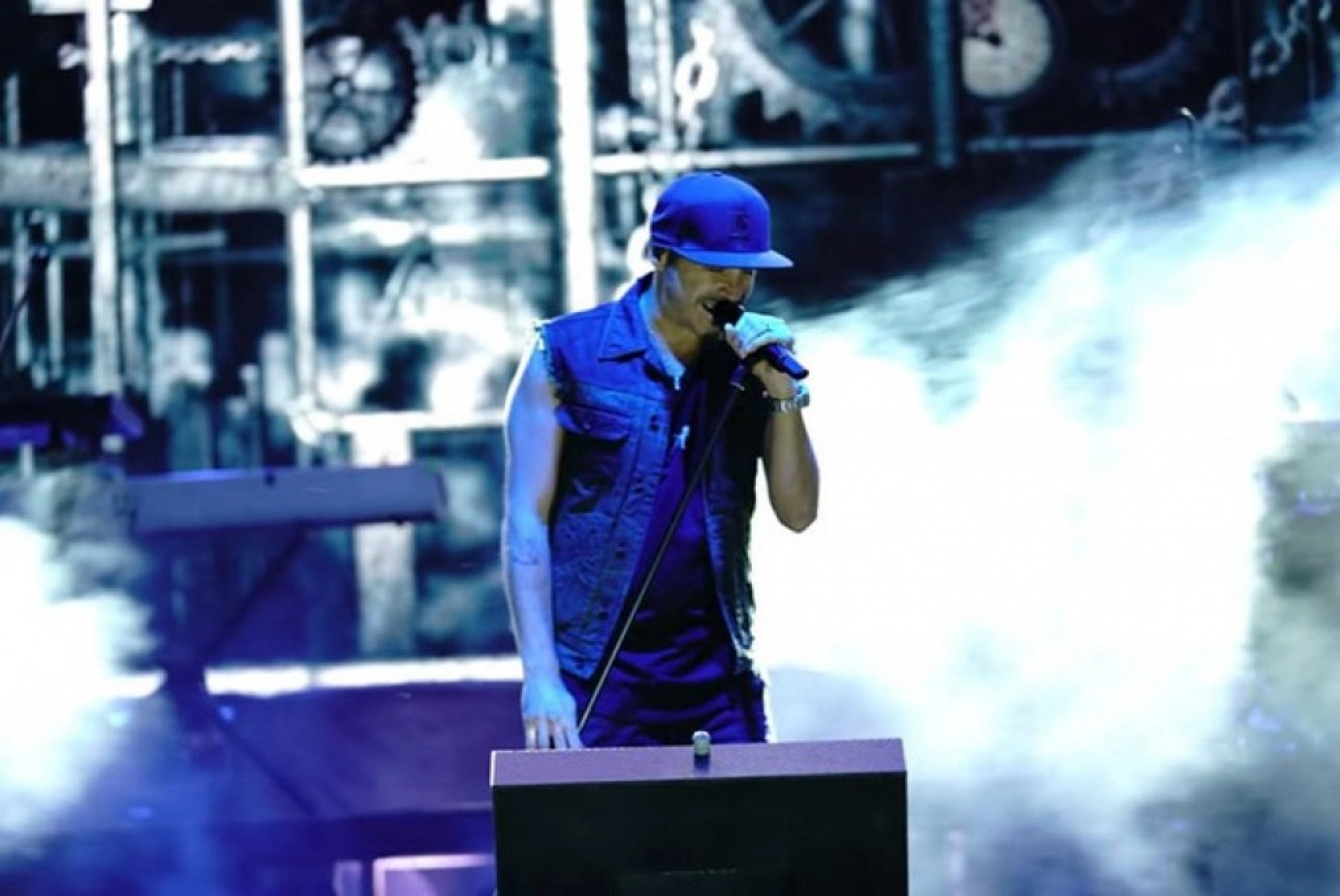 Kiraz festivali Manga konseriyle final yaptı