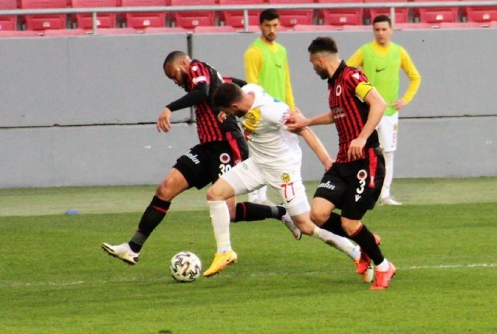 Geçlerbirliği Yeni Malatyaspor Maçından Kareler