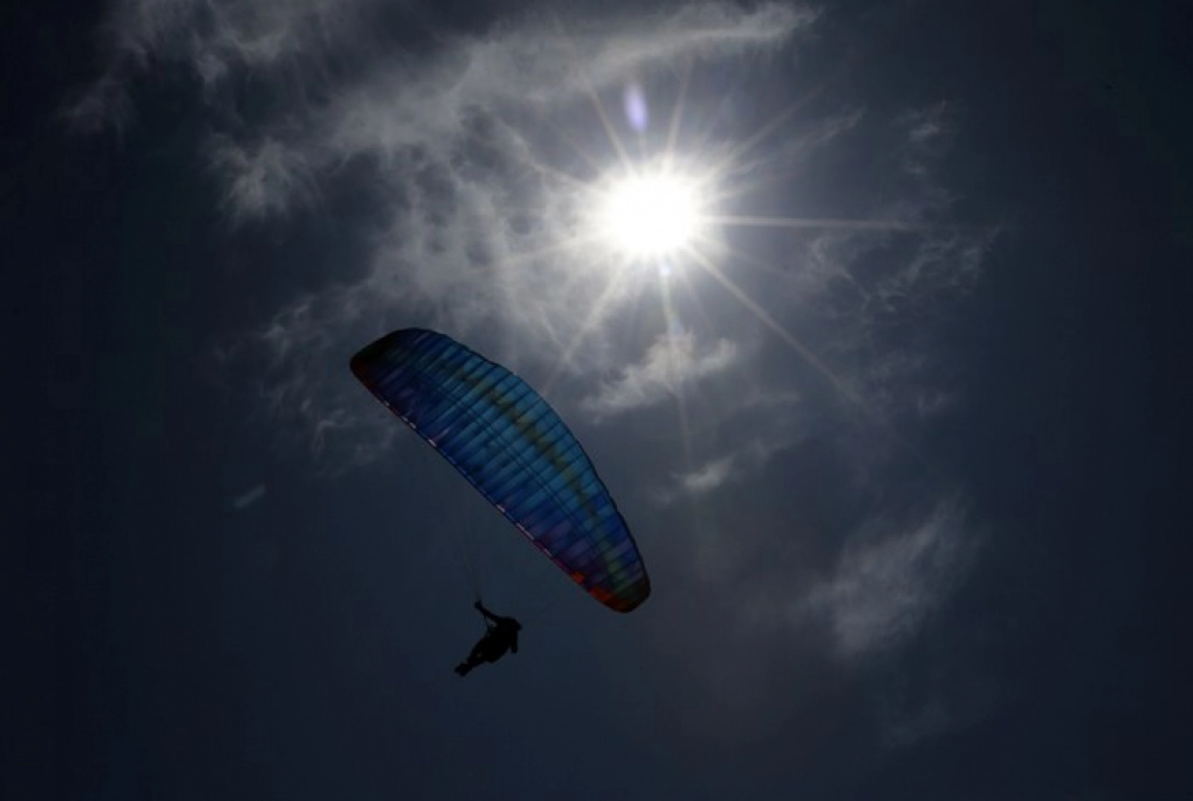 Bitlis'teki Nemrut Dağı, yamaç paraşütü tutkunlarının gözdesi oldu