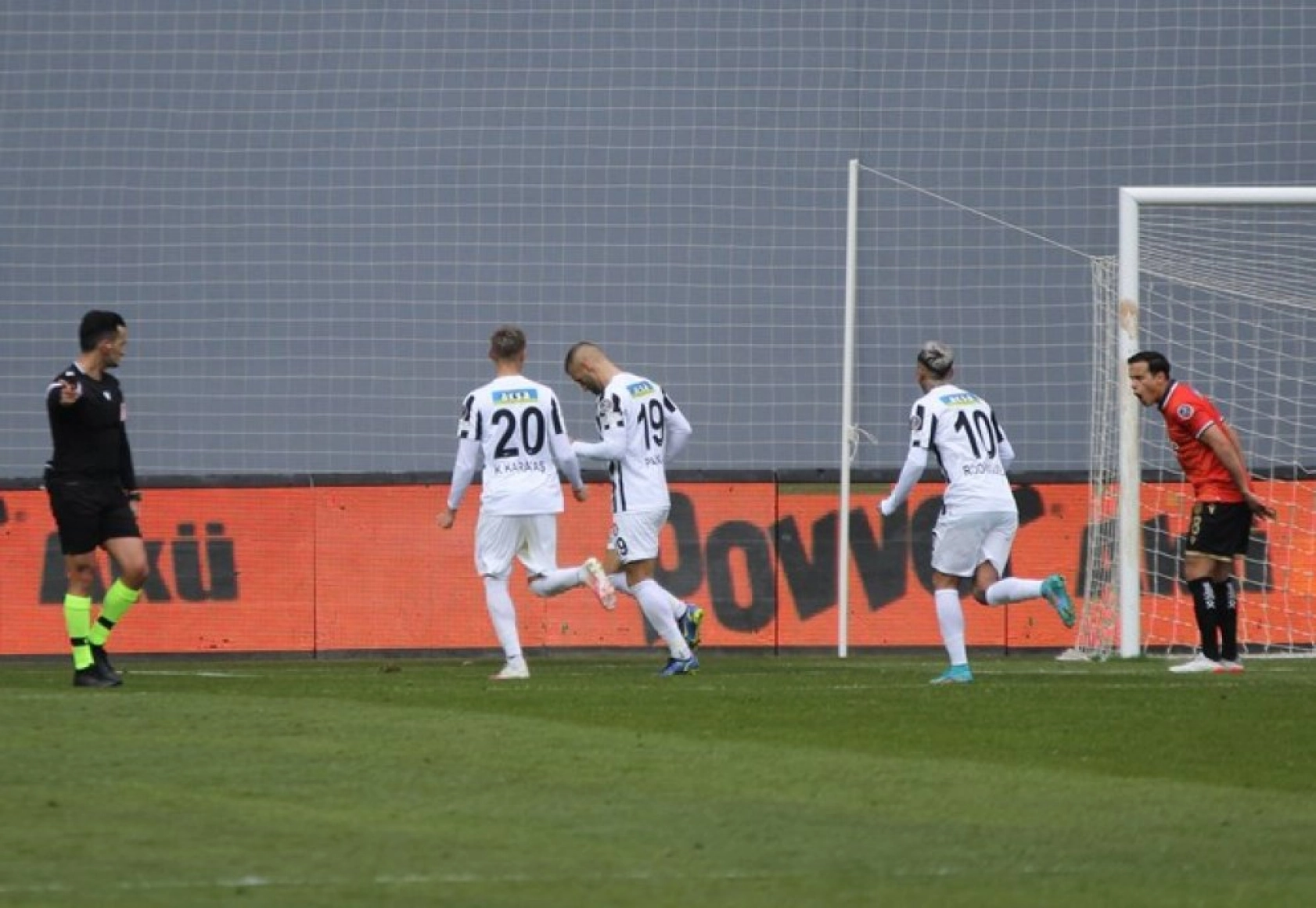 Altay Yeni Malatyaspor Karşılaşmasından Kareler