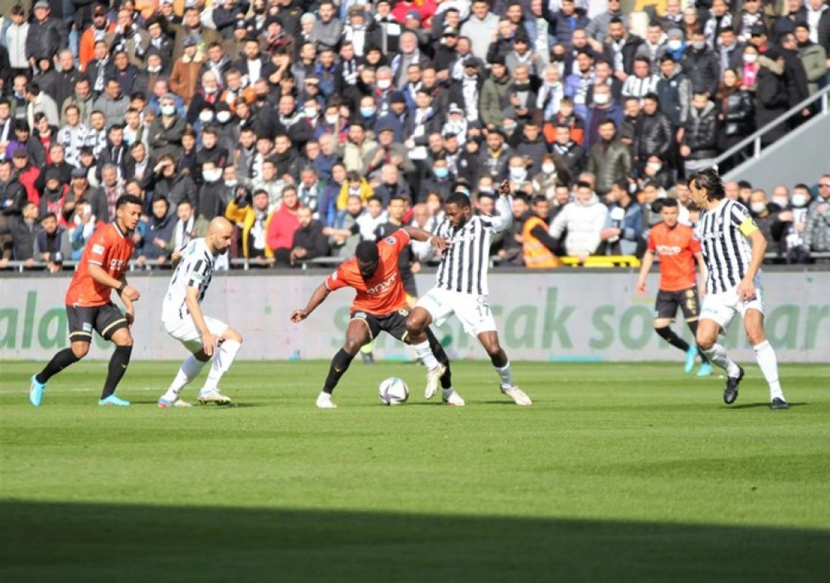 Altay Yeni Malatyaspor Karşılaşmasından Kareler