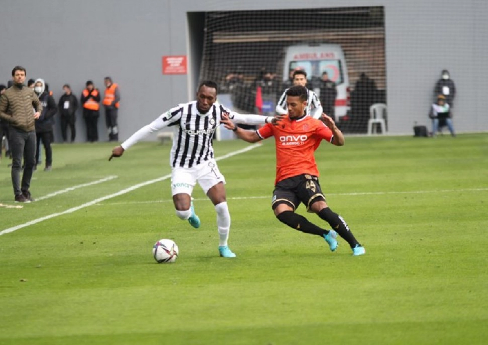 Altay Yeni Malatyaspor Karşılaşmasından Kareler