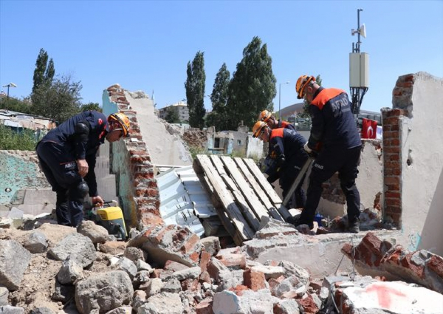 Erzurum'da Deprem Saha Tatbikatı yapıldı