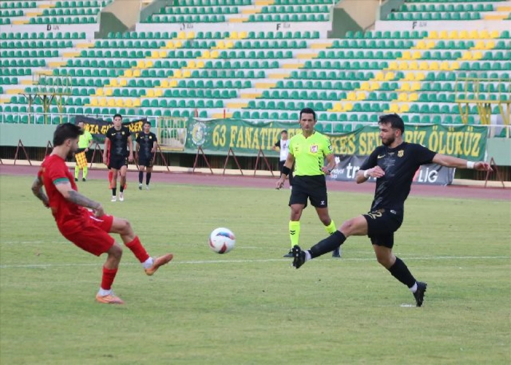 Yeni Malatyaspor-Amed Sportif Faaliyetler maçından Kareler