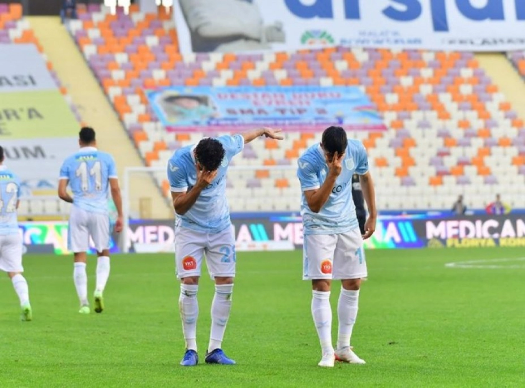 Medipol Başakşehir Maçından Kareler