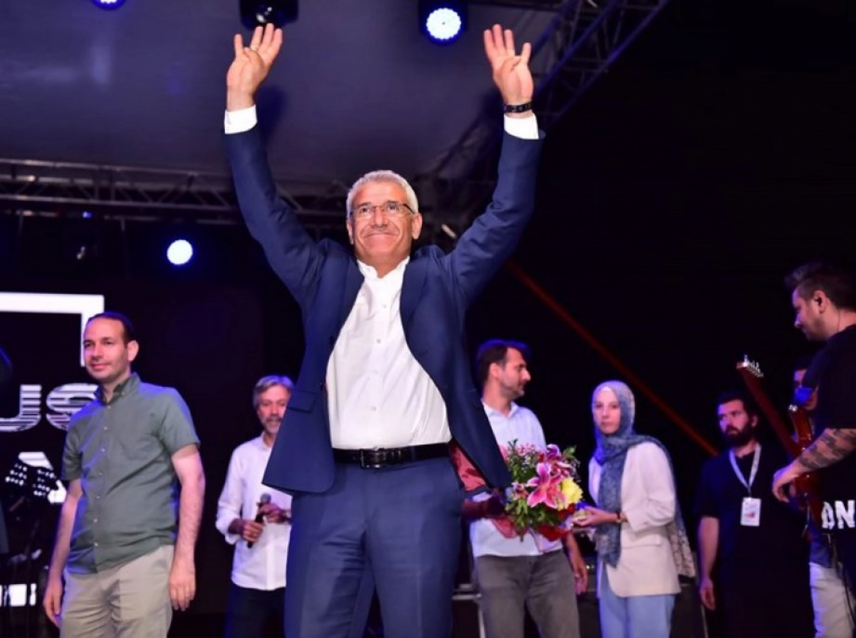 Manuş Baba Malatya'yı Salladı