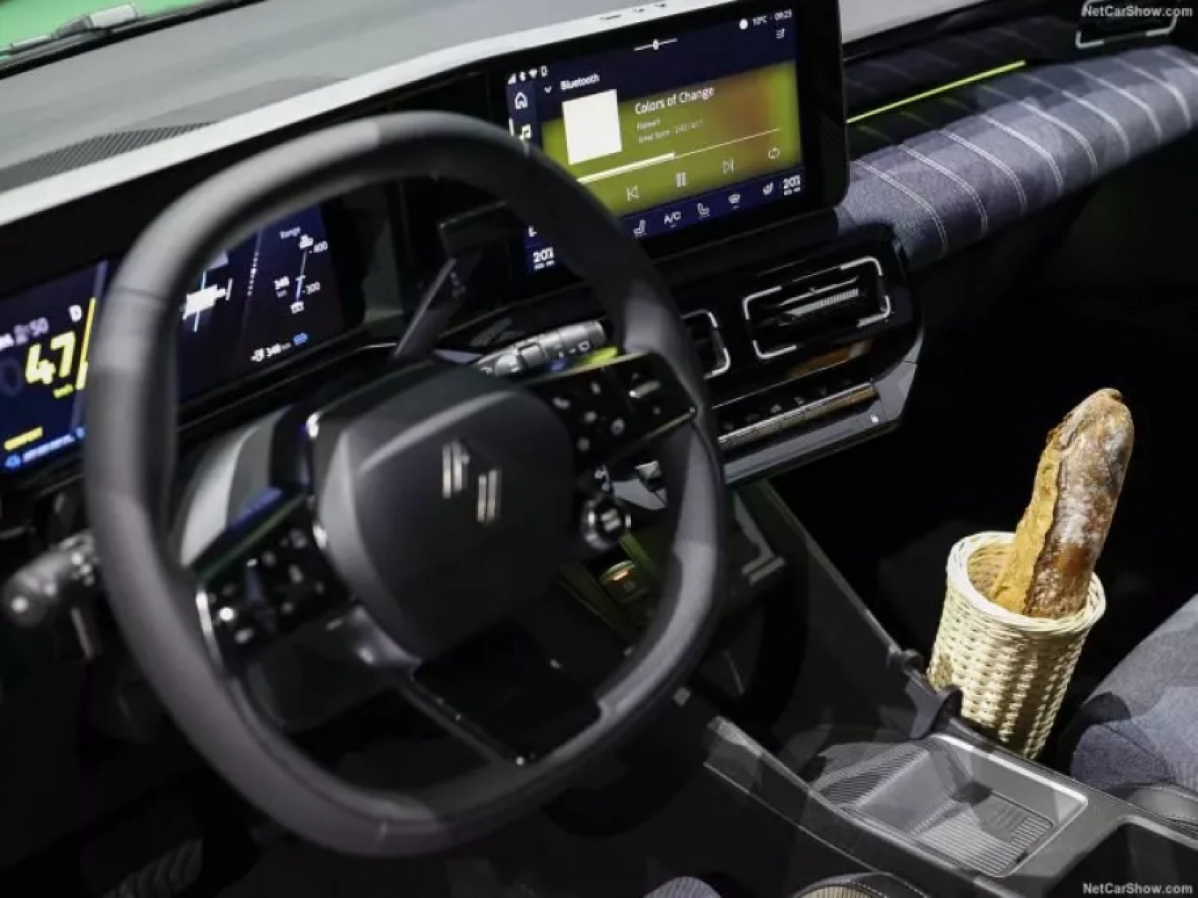 Renault 5 efsanesi geri döndü!