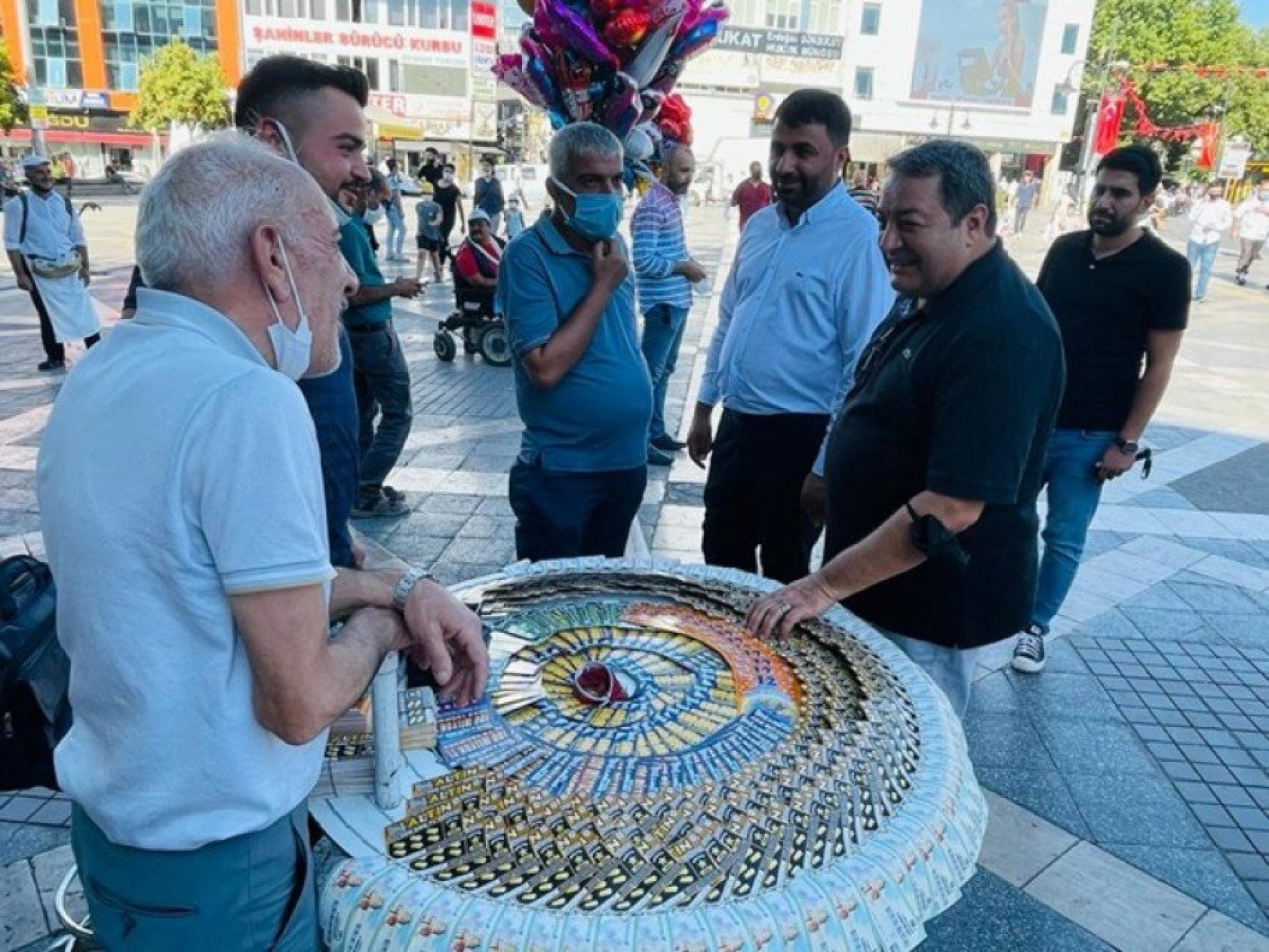 Malatyalıyız, Malatya'ya Hizmet Bizim En Halis Görevimiz