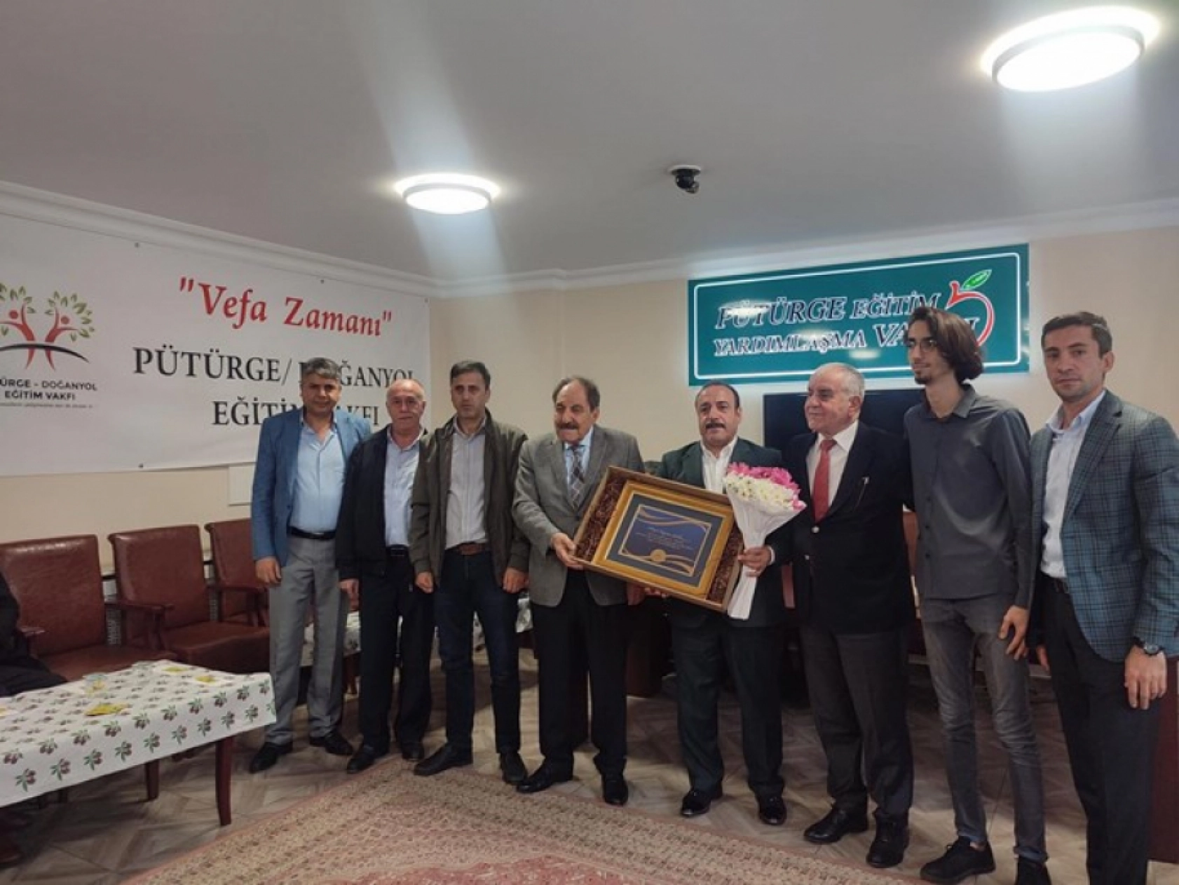 Pütürge-Doğanyol Eğitim Vakfı'nın 2. 'Vefa Zamanı' Etkinliği Yapıldı