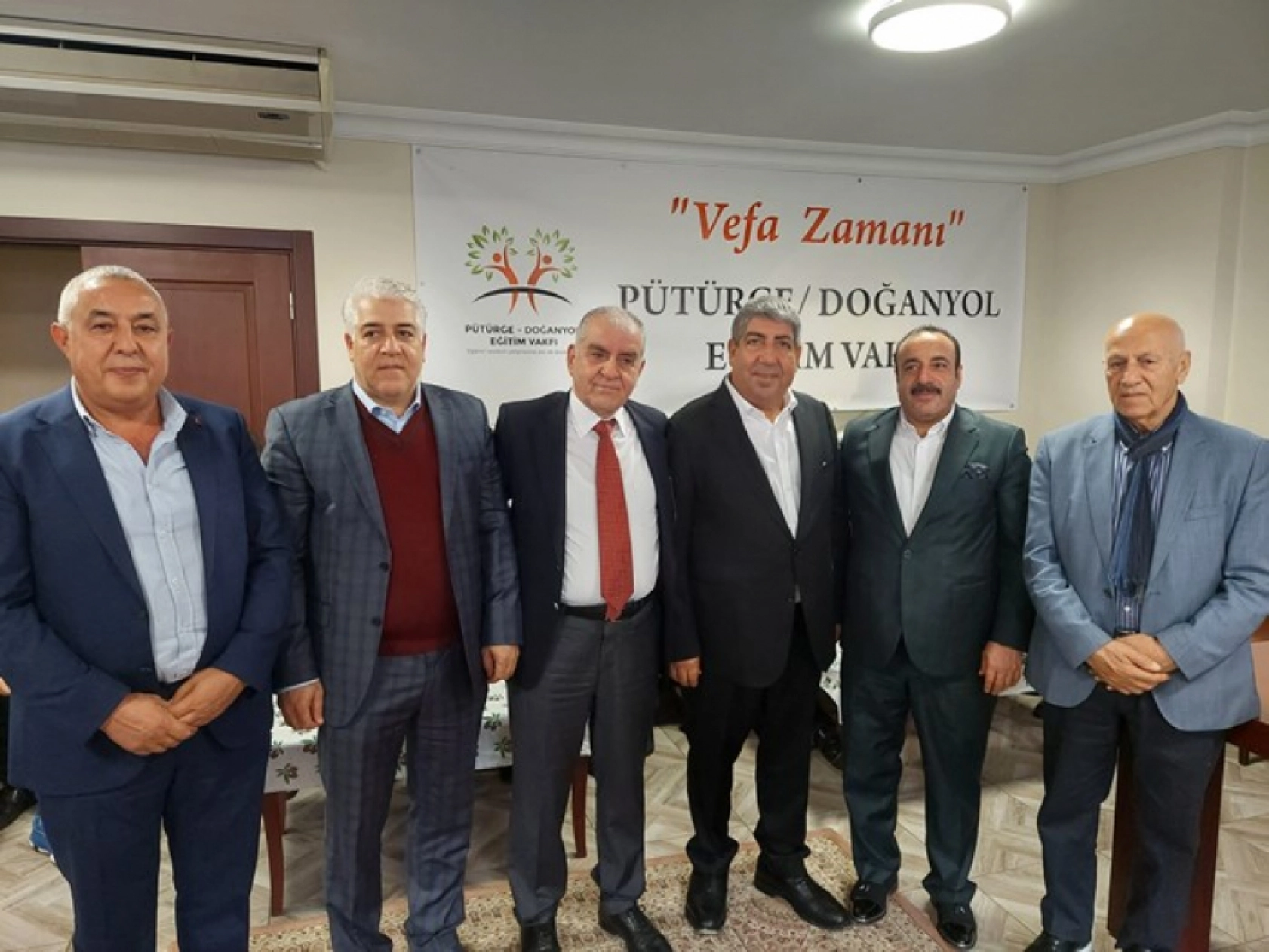 Pütürge-Doğanyol Eğitim Vakfı'nın 2. 'Vefa Zamanı' Etkinliği Yapıldı