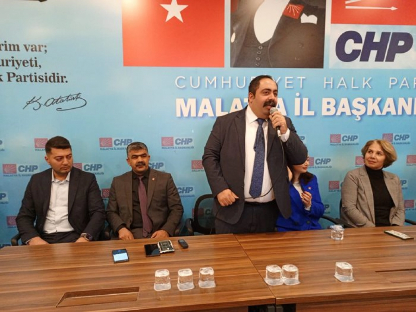 CHP Battalgazi Belediye Başkan Adayı Ali Karakuş Tanıtım Toplantısı Gerçekleştirdi