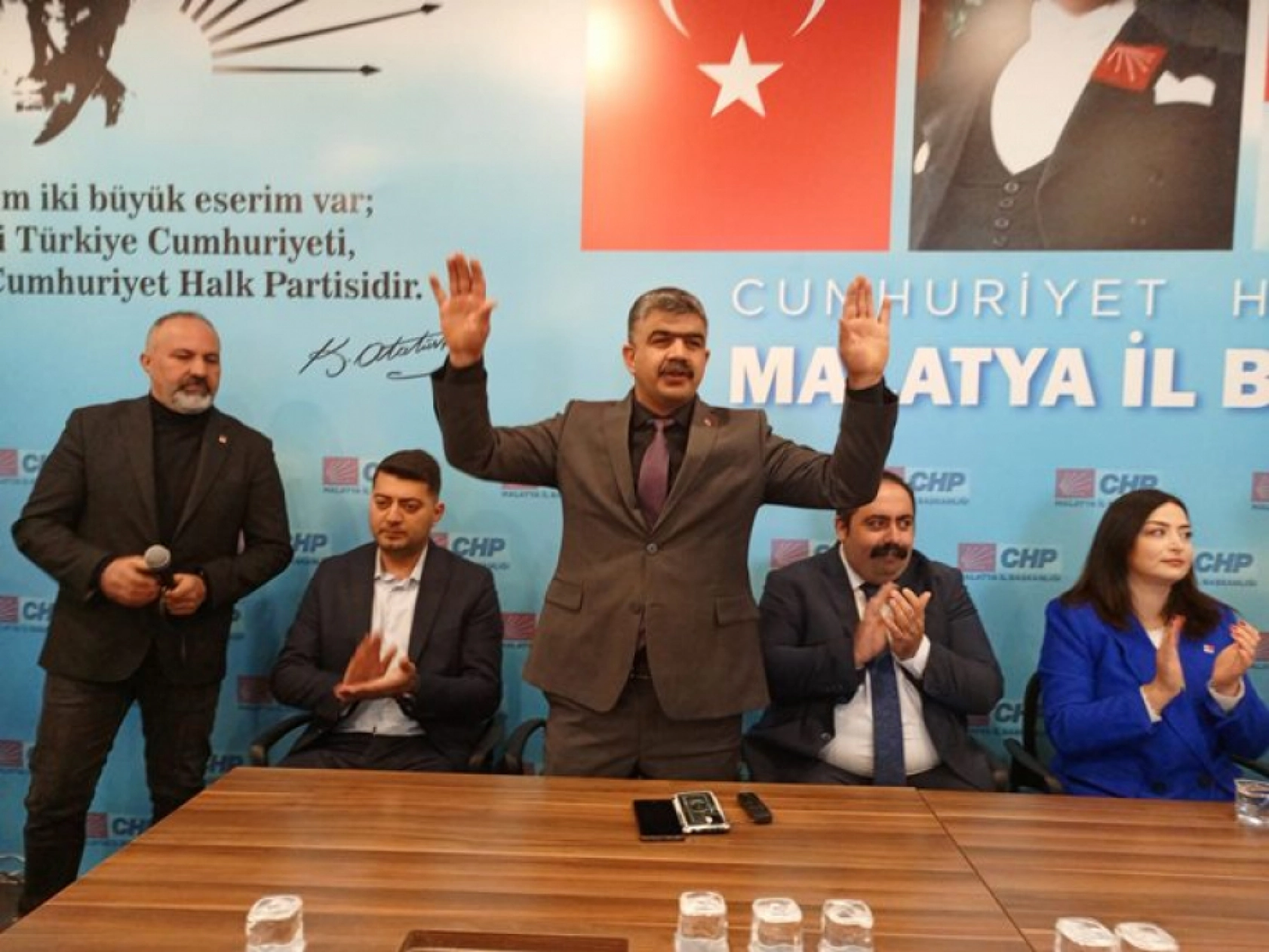 CHP Battalgazi Belediye Başkan Adayı Ali Karakuş Tanıtım Toplantısı Gerçekleştirdi